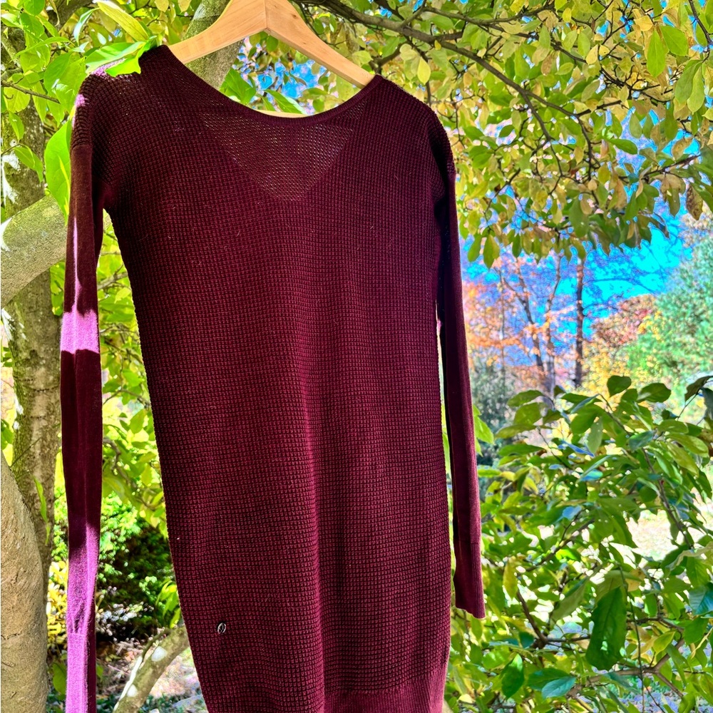 LULULEMON The Sweater Life Heather Bordeaux Drama V neck Knit Sweater. Size 2 XS - Picture 2 of 11